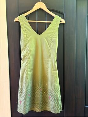 Skunkfunk Green V-Neck Sleeveless Women's Dress size 1 $80